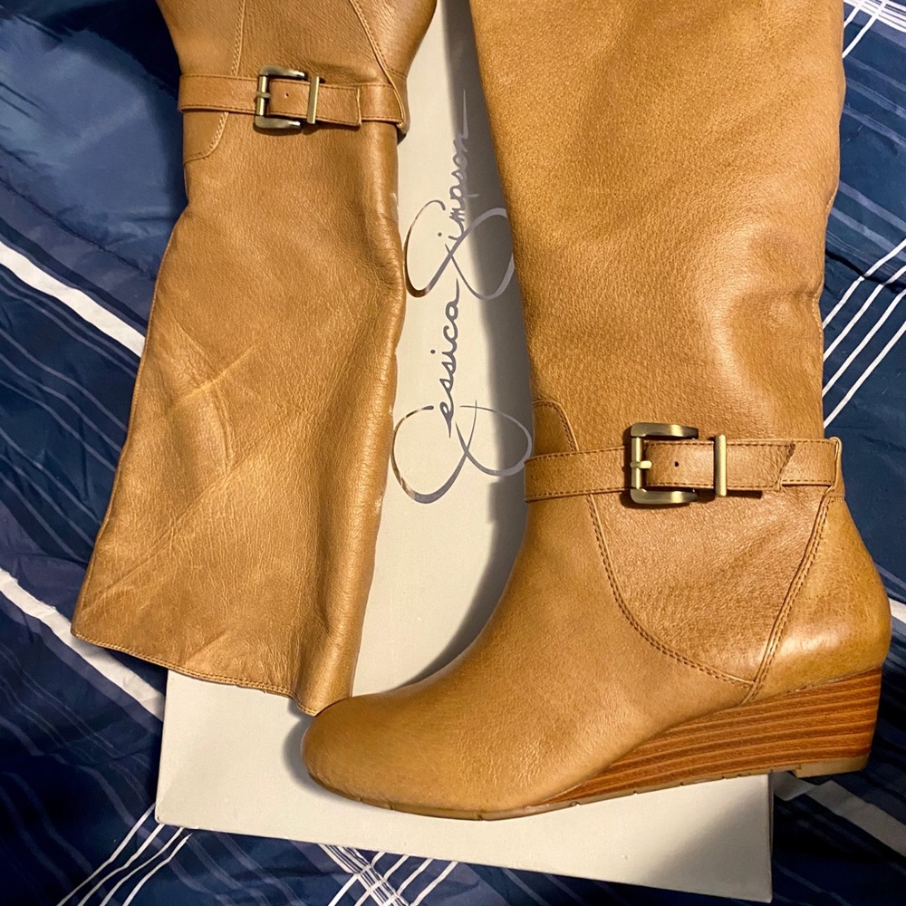 Wedge heel calf boots